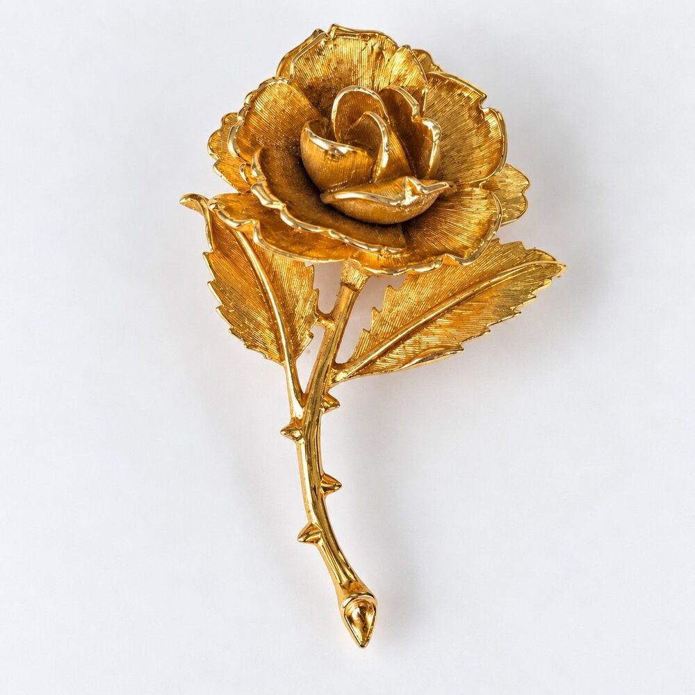 Vintage MONET Gold Tone Dimensional Rose Flower Brooch Pin 1441